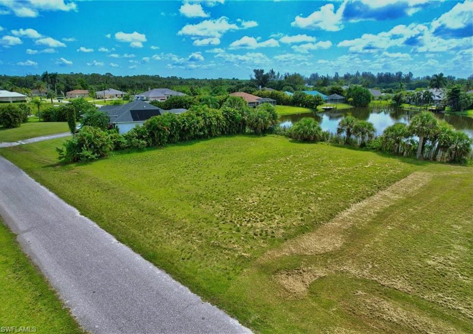 17091 Waters Edge Cir Property Photo 8