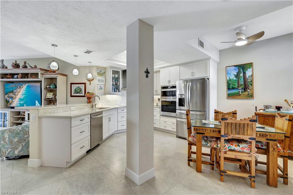 2249 Anchorage Ln # B Property Photo 13