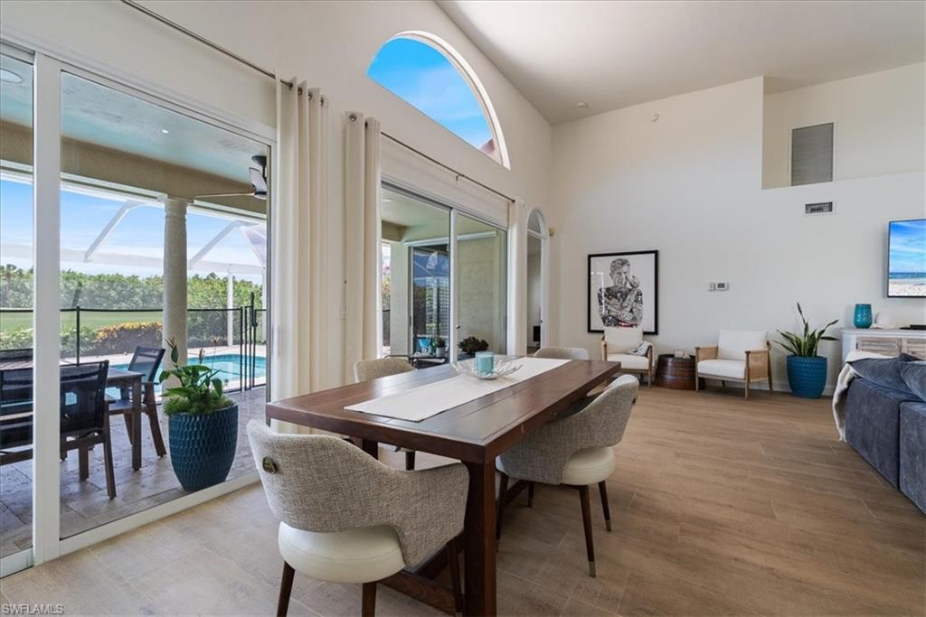 171 Via Napoli Property Photo 4