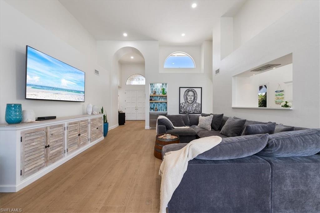 171 Via Napoli Property Photo 9