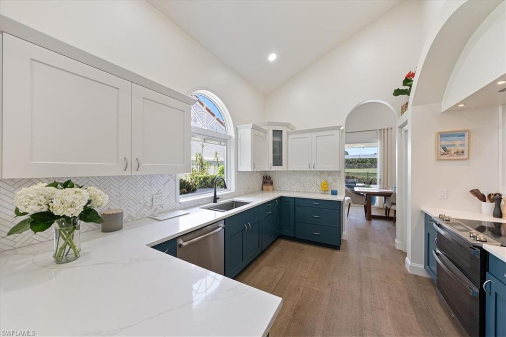 171 Via Napoli Property Photo 11
