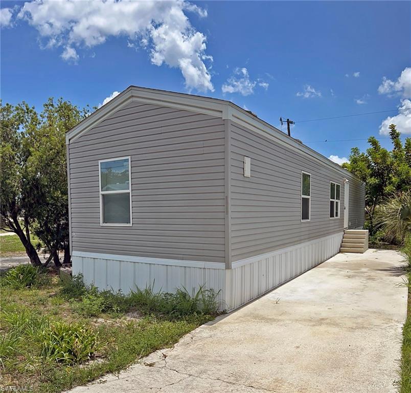 2109 Twin Brooks RD Property Photo 1