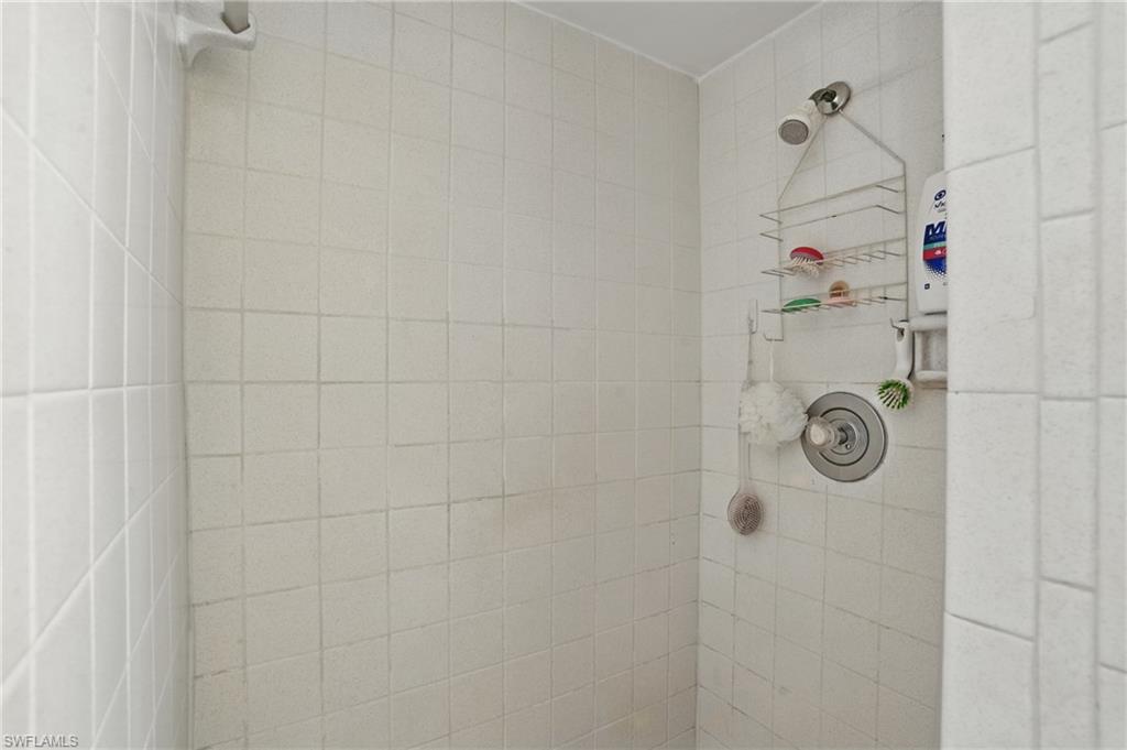 1303 Se 33rd Ter Property Photo 27