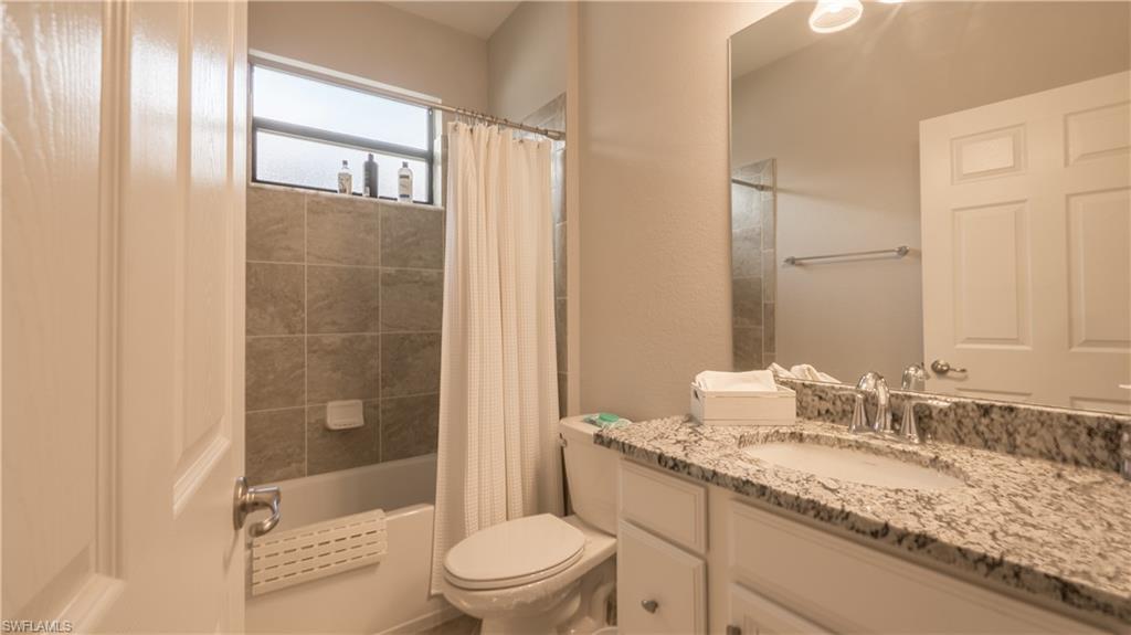 9076 Glenforest Dr Property Photo 8