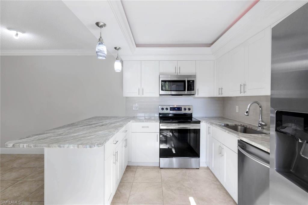 1501 Park Meadows DR # 3 Property Photo 1