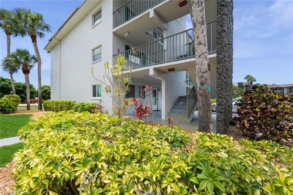5651 Rattlesnake Hammock Rd # 201 Property Photo 28