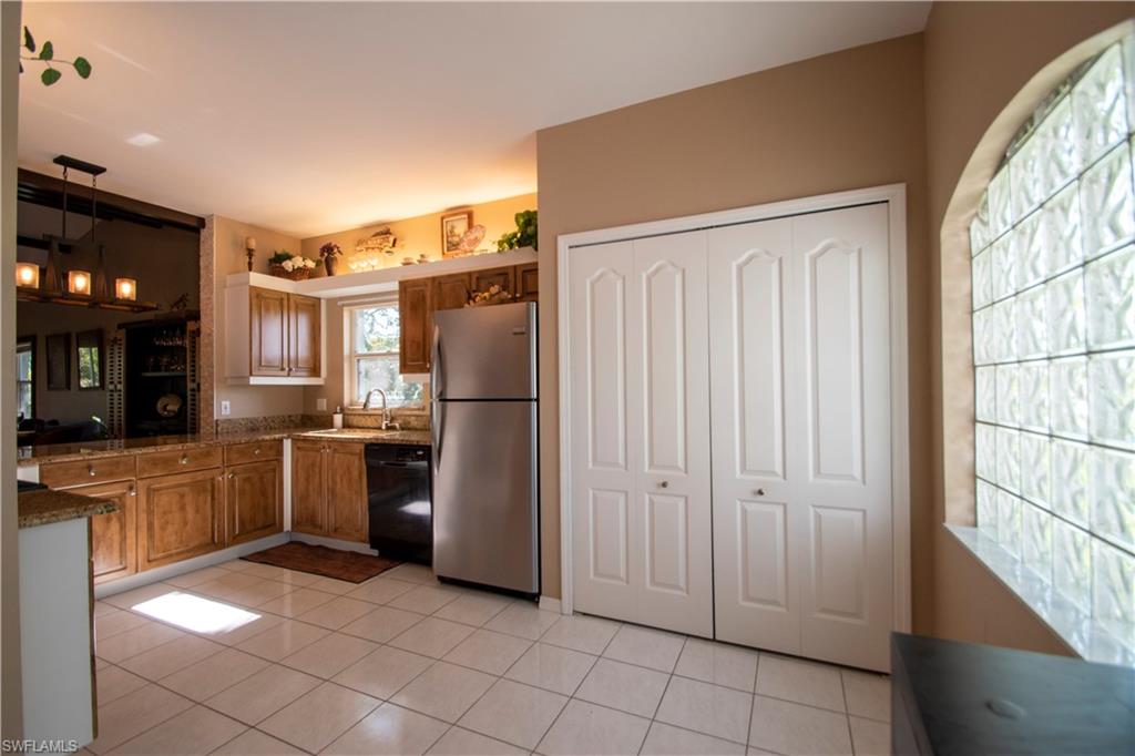 615 Rose Garden Rd # 10 Property Photo 6