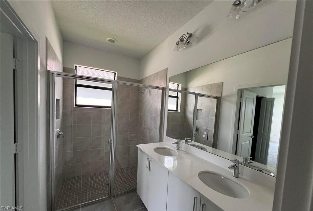 5450 Cassidy Lane Property Photo 6