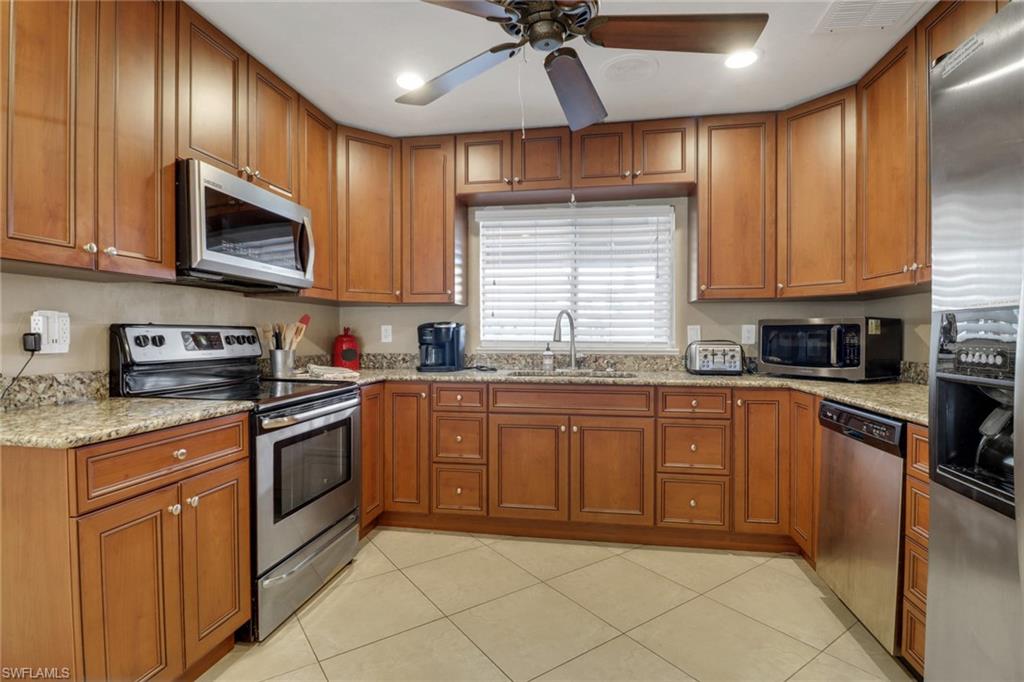 9879 El Greco Cir Property Photo 10