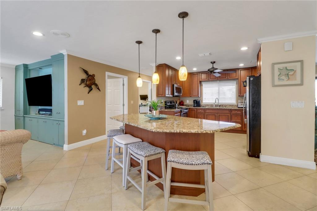 9879 El Greco Cir Property Photo 13