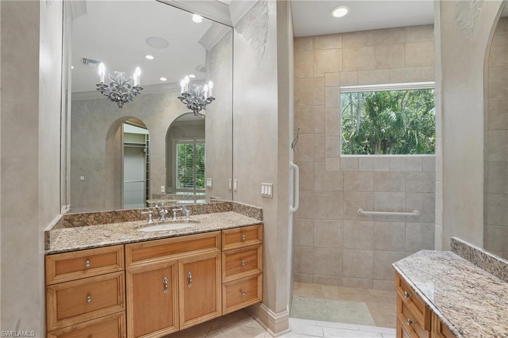12291 Colliers Reserve Dr Property Photo 28