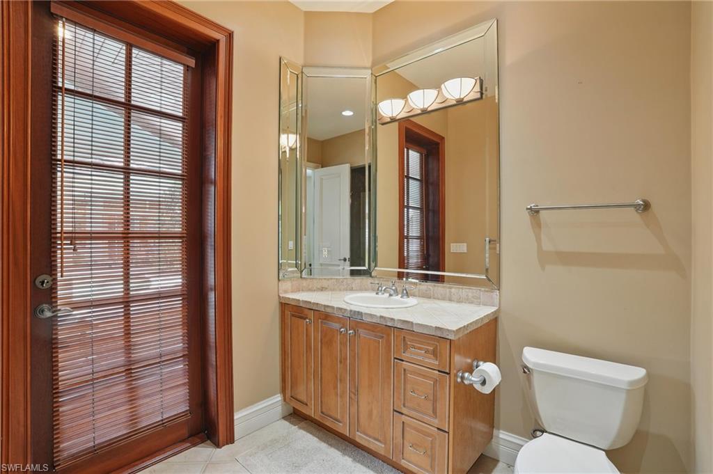 12291 Colliers Reserve Dr Property Photo 42