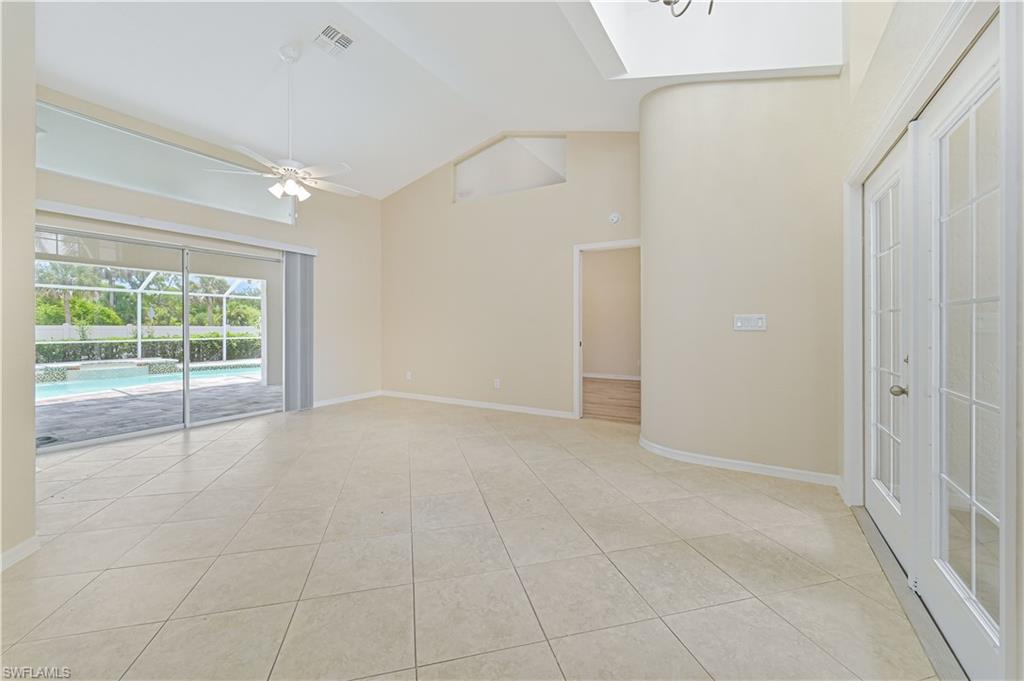 9031 Harvestwood Ct Property Photo 8
