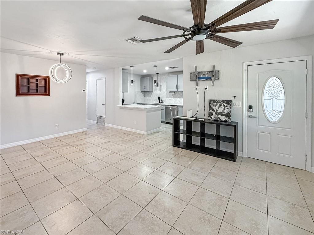 429 Morgan Cir S Property Photo 2