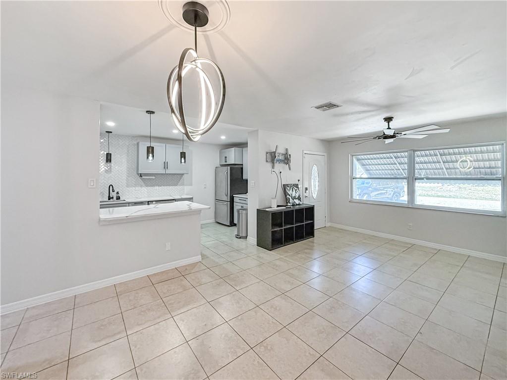 429 Morgan Cir S Property Photo 3