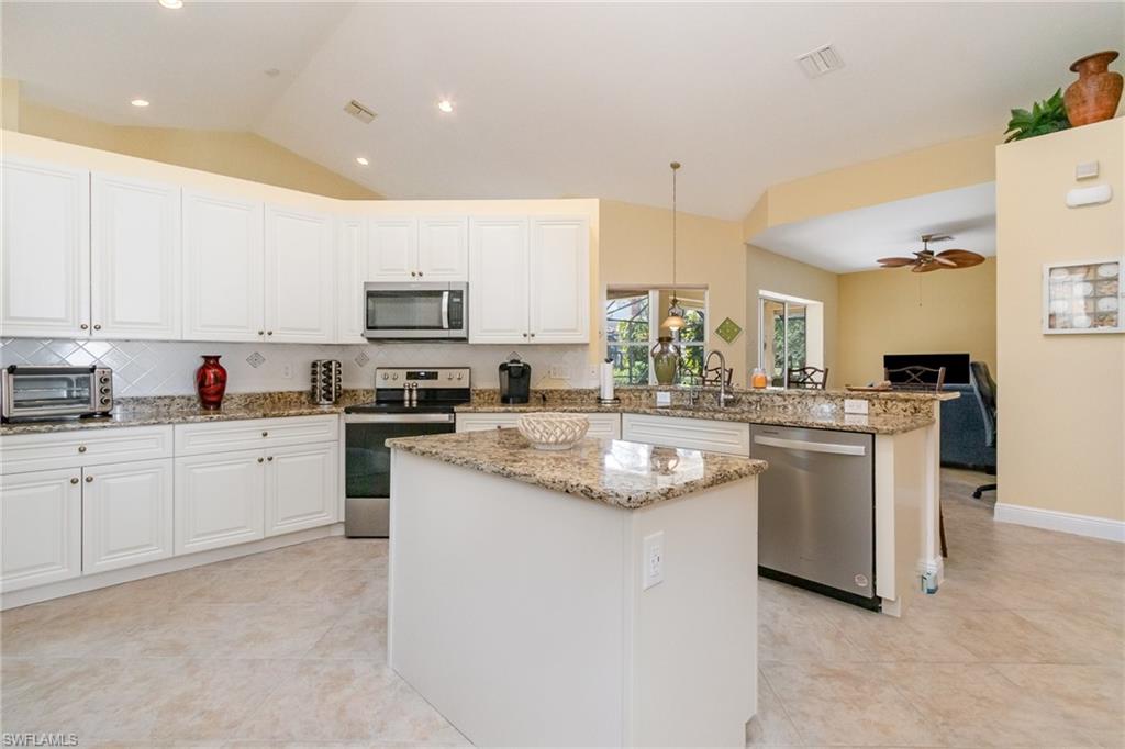 16121 Sand Ridge Ct Property Photo 9