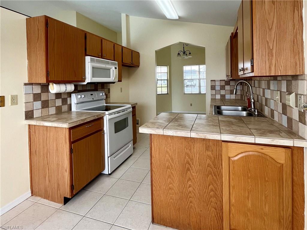 3058 Nw 5th Pl Property Photo 16