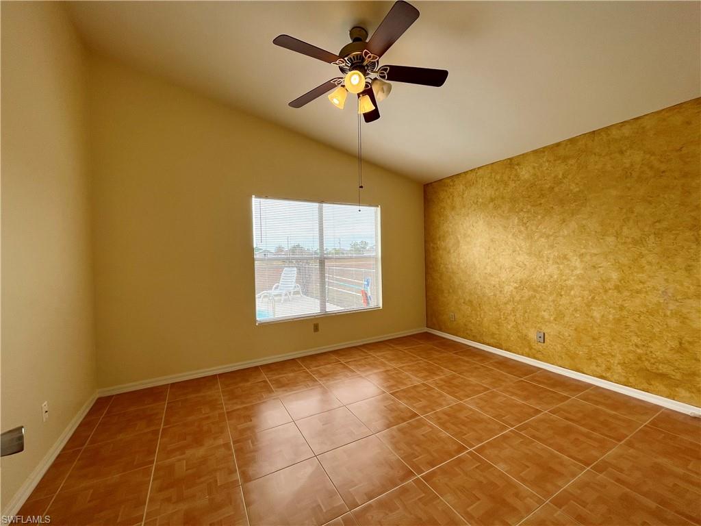 3058 Nw 5th Pl Property Photo 21