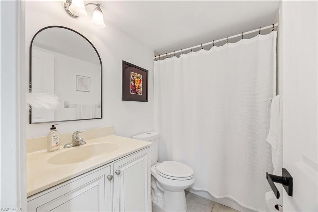 4241 Chantelle Dr # D201 Property Photo 11