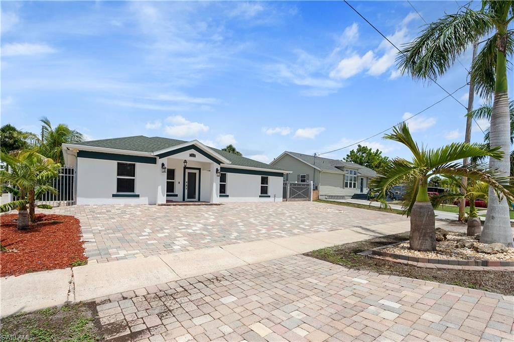 953 Orange Blossom Ln Property Photo 1