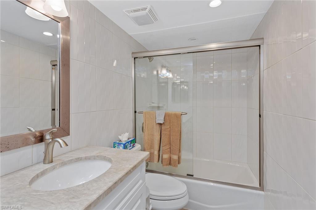 591 Seaview Ct # A306 Property Photo 13