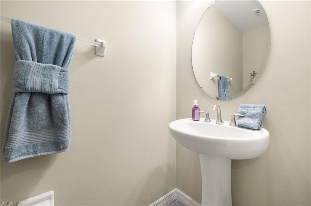 3891 Tilbor Cir Property Photo 25