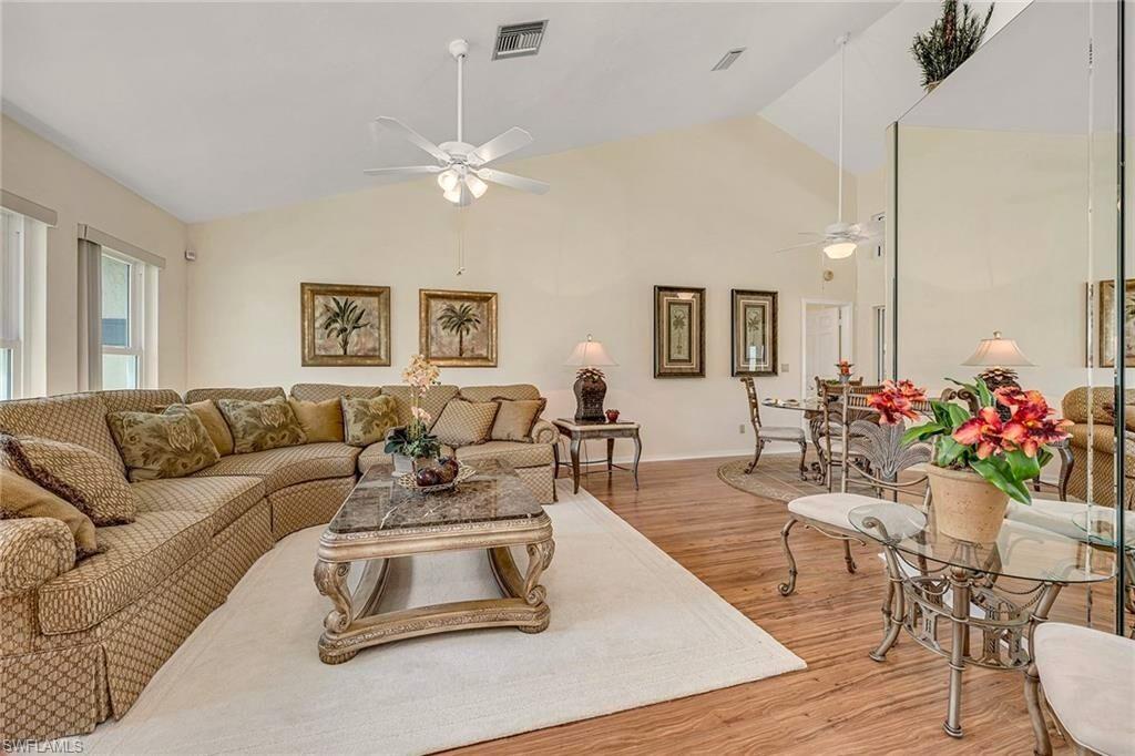 112 Bordeaux Cir Property Photo 4