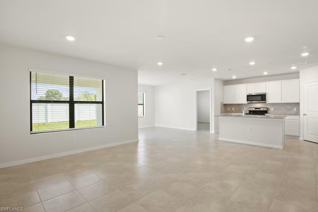 44212 Kelly Dr Property Photo 10