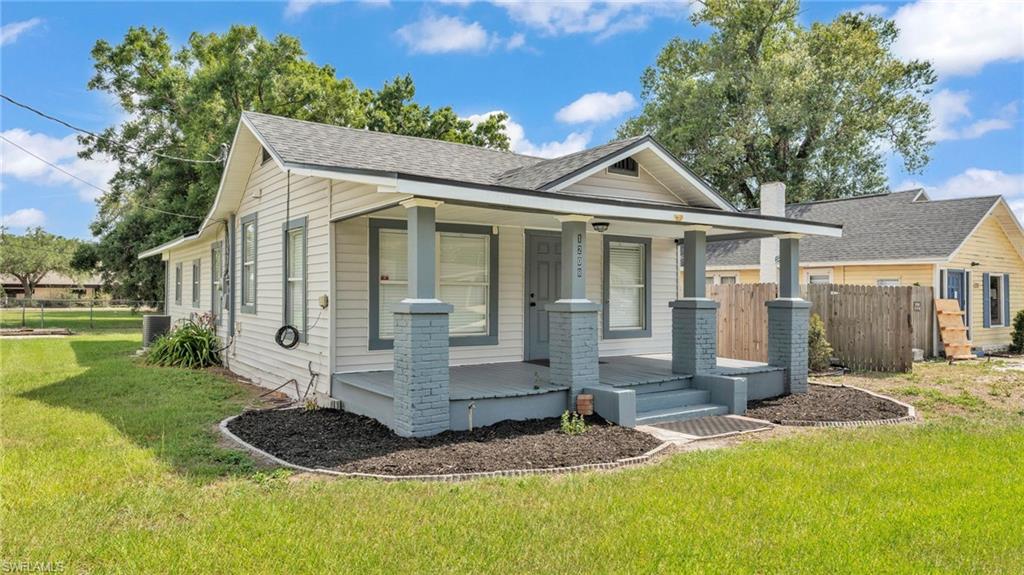 1208 Josephine St Property Photo 1