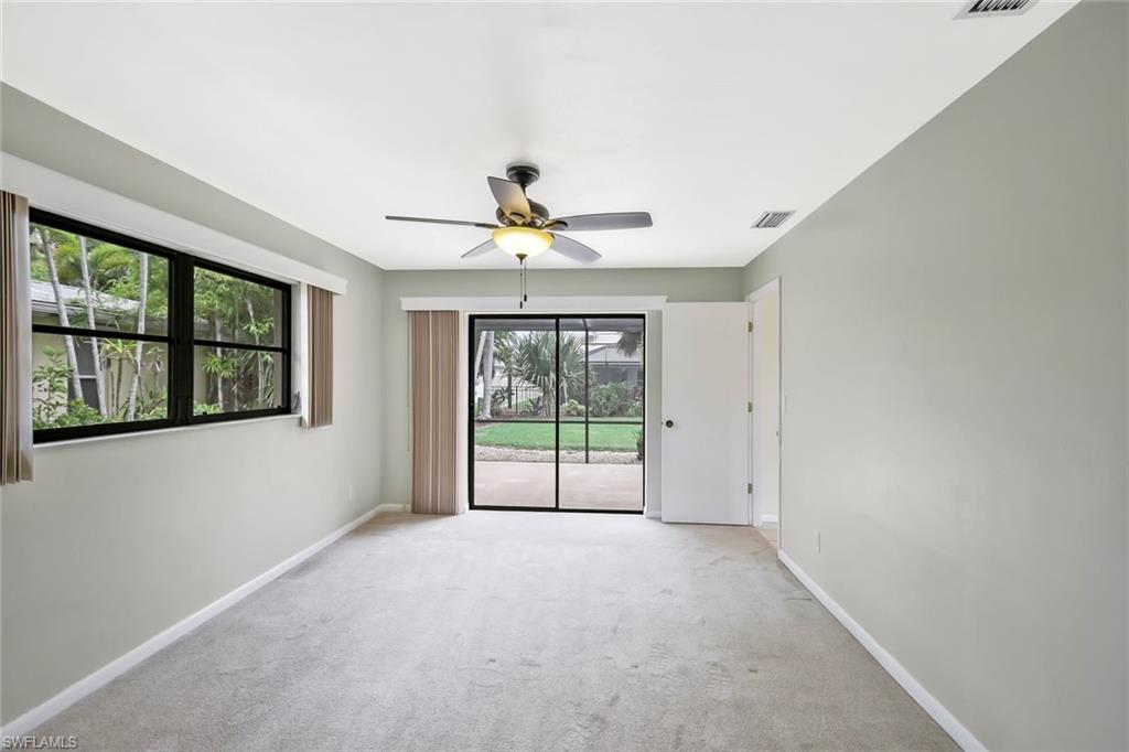 900 Sw 54th Ln Property Photo 17
