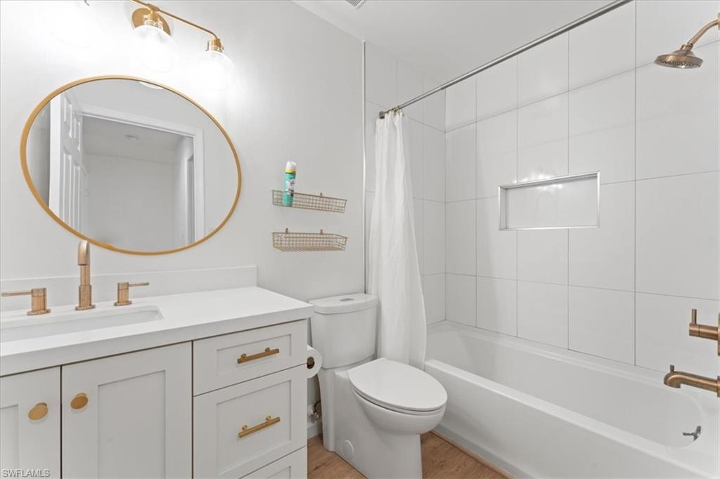 200 Furse Lakes Cir # B11 Property Photo 1
