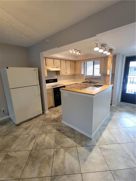 15771 Windward Way Cir # 4202 Property Photo 2