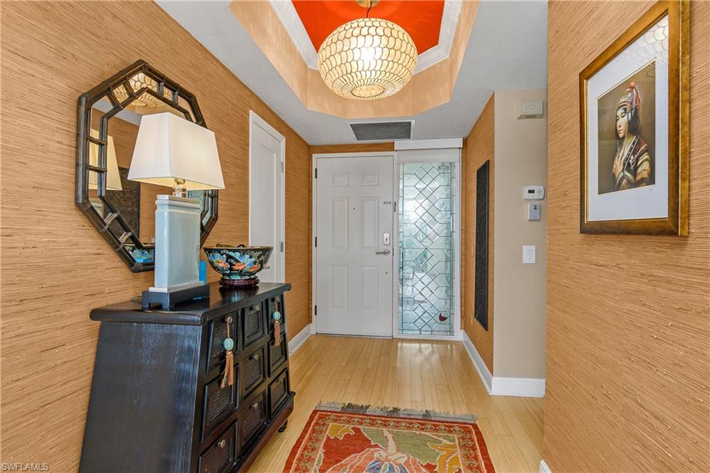 430 Cove Tower Dr # 501 Property Photo 6