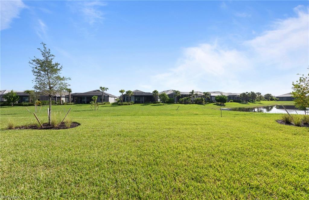 7049 Chapel Creek Ln Property Photo 32