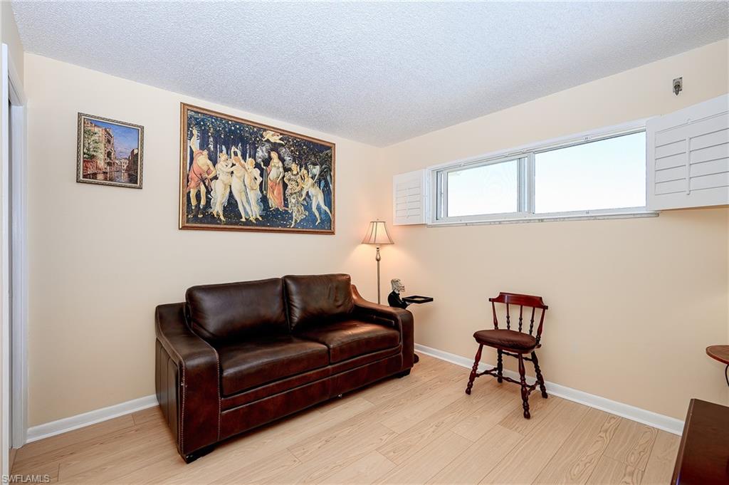 1100 8th Ave S # 309c Property Photo 6