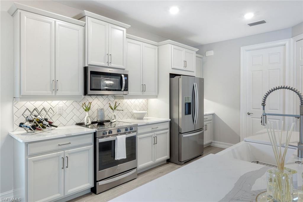 28086 Captiva Shell Loop Property Photo 10