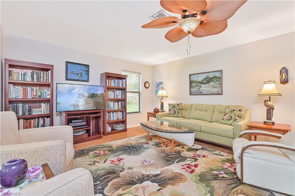 5690 Arvine Cir Property Photo 7