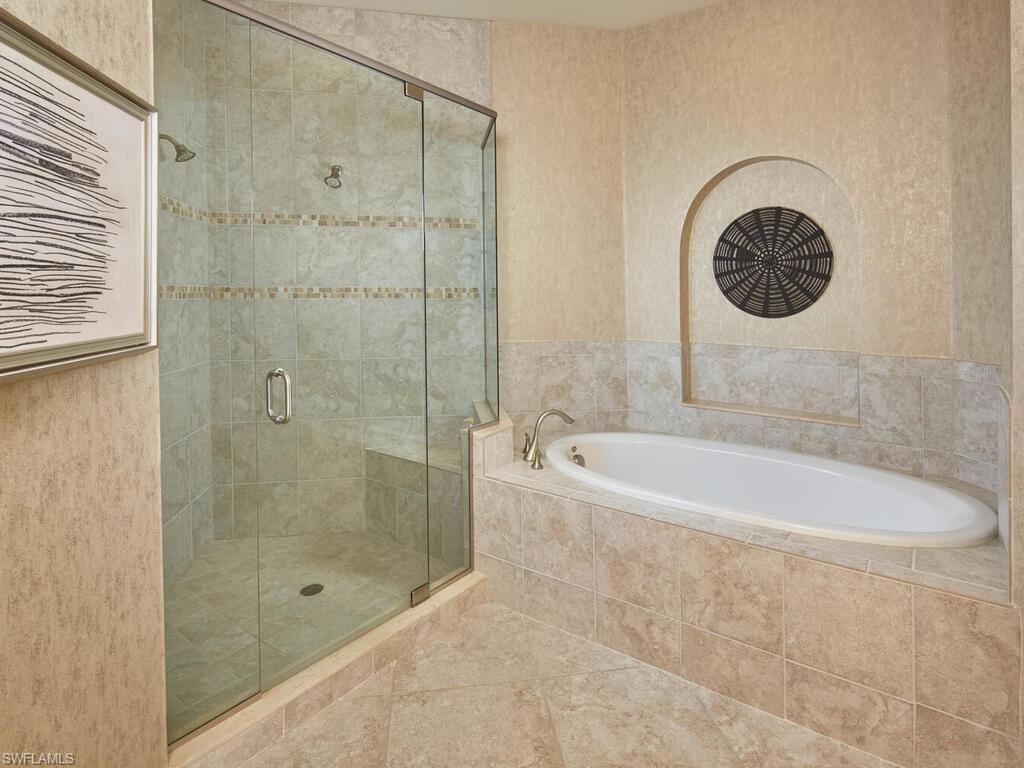 4701 Via Del Corso Ln # 401 Property Photo 10