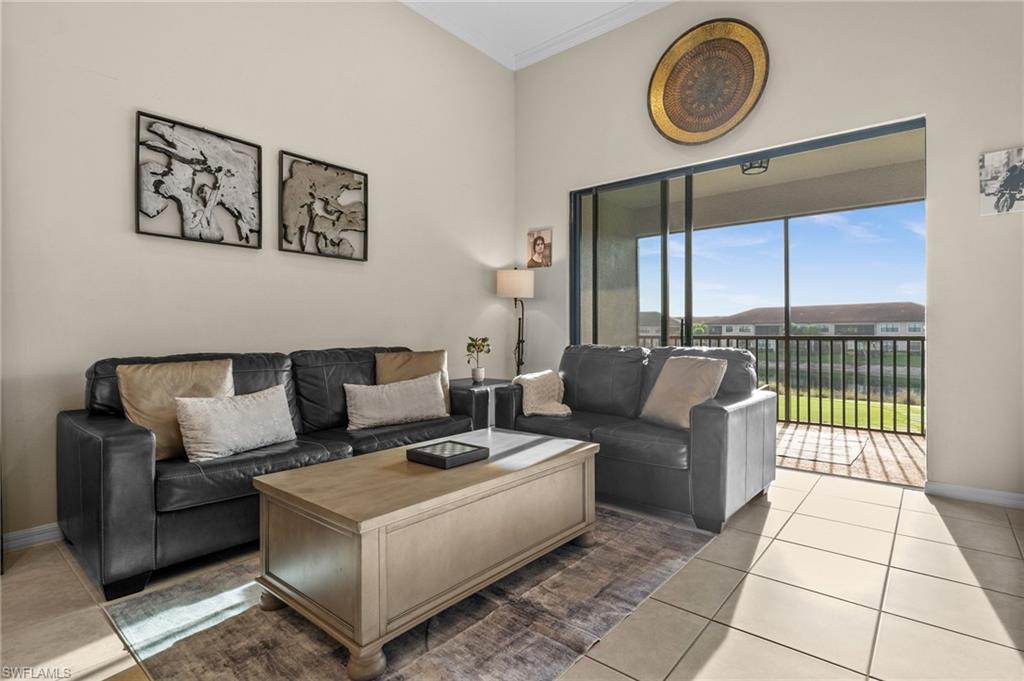 9366 Pocida Ct # 202 Property Photo 6