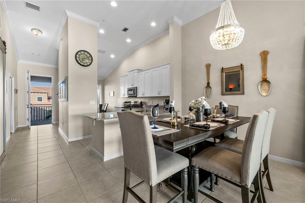 9366 Pocida Ct # 202 Property Photo 8