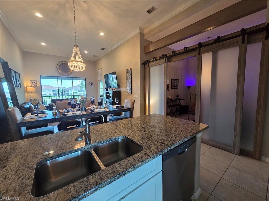 9366 Pocida Ct # 202 Property Photo 17