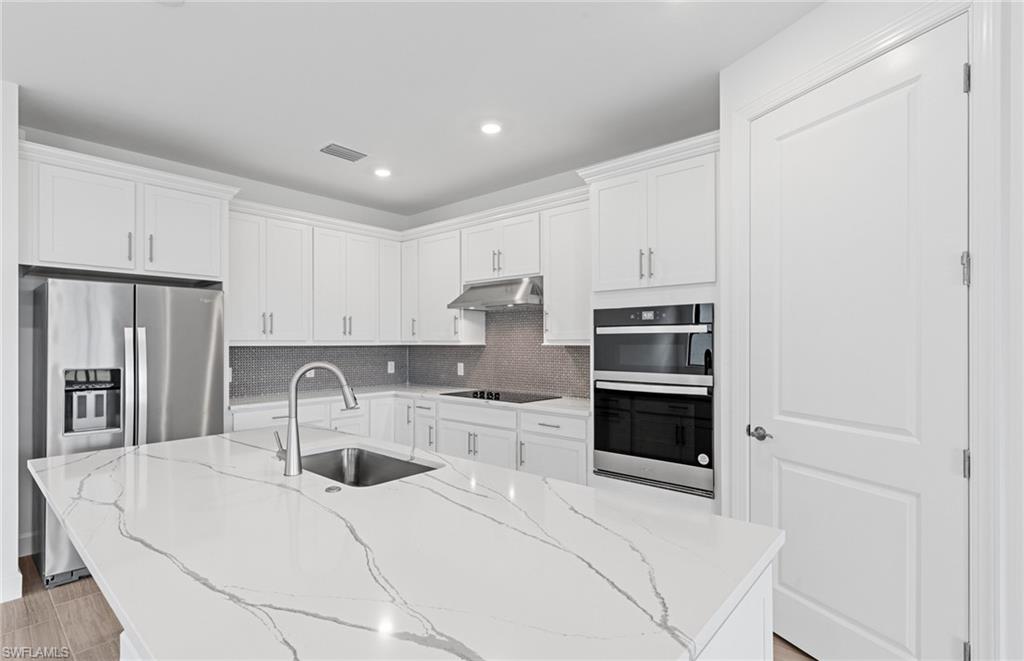6258 Van Buren Ct Property Photo 7