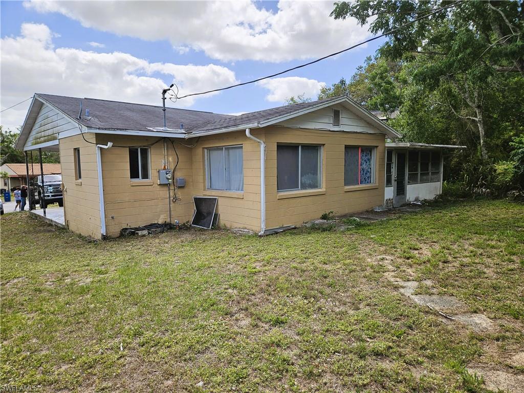 1112 Evanston St Property Photo 5
