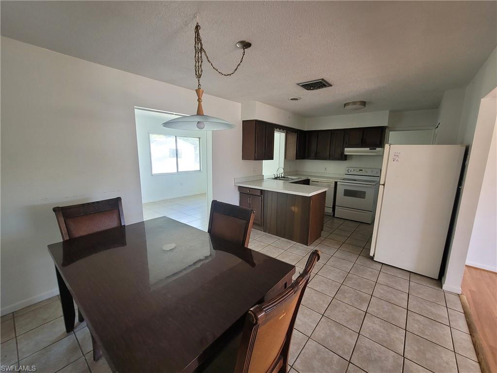 1112 Evanston St Property Photo 14