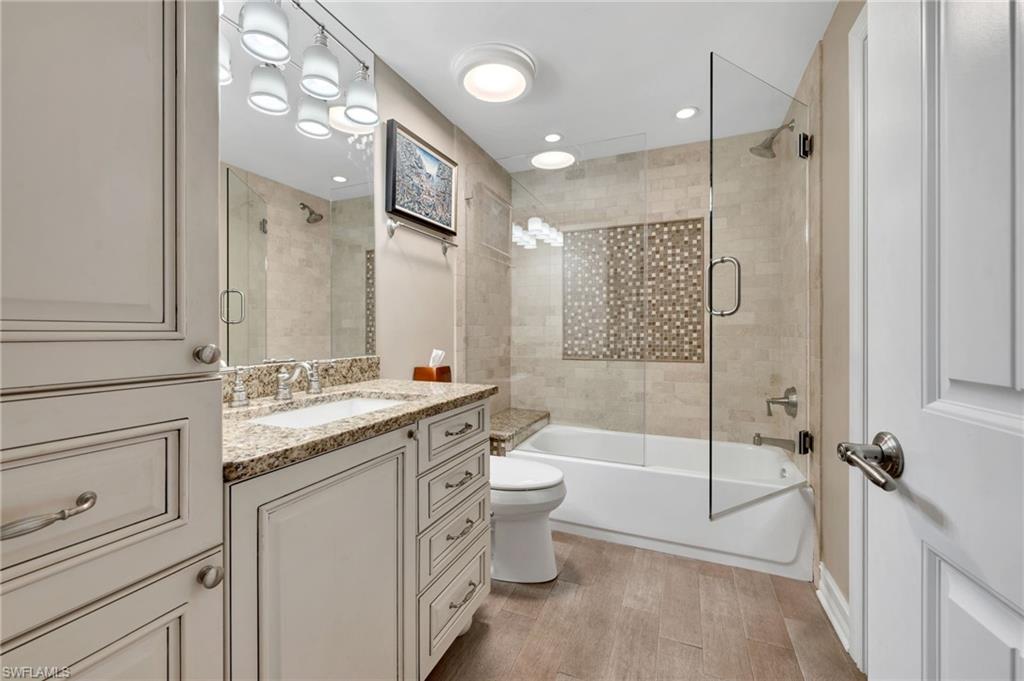 2347 Coach House Ln Property Photo 12
