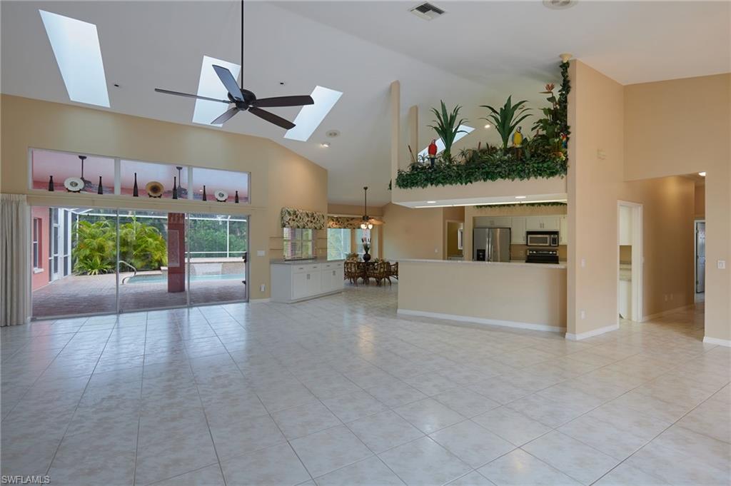 3667 Liberty Sq Property Photo 2