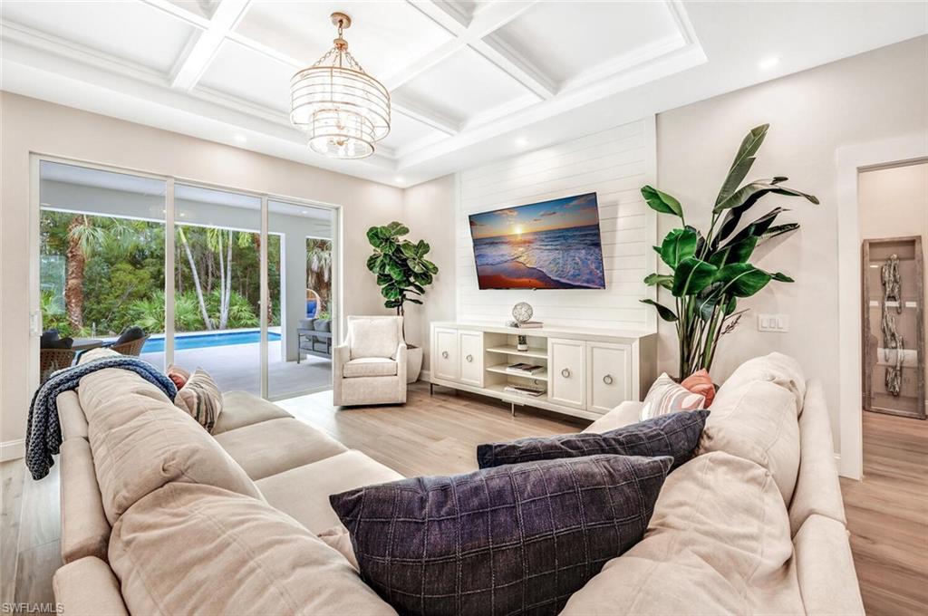 1470 Serrano CIR