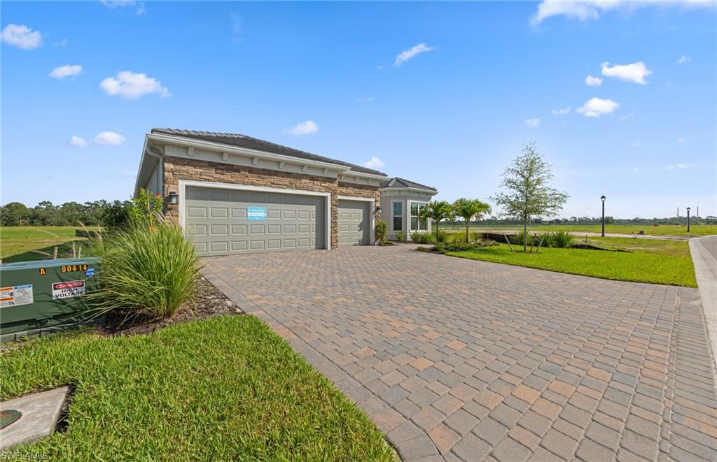 7319 Blue Salvia Dr Property Photo 7