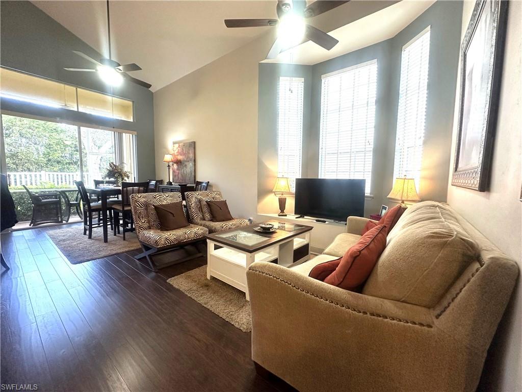 14907 Sterling Oaks Dr Property Photo 5