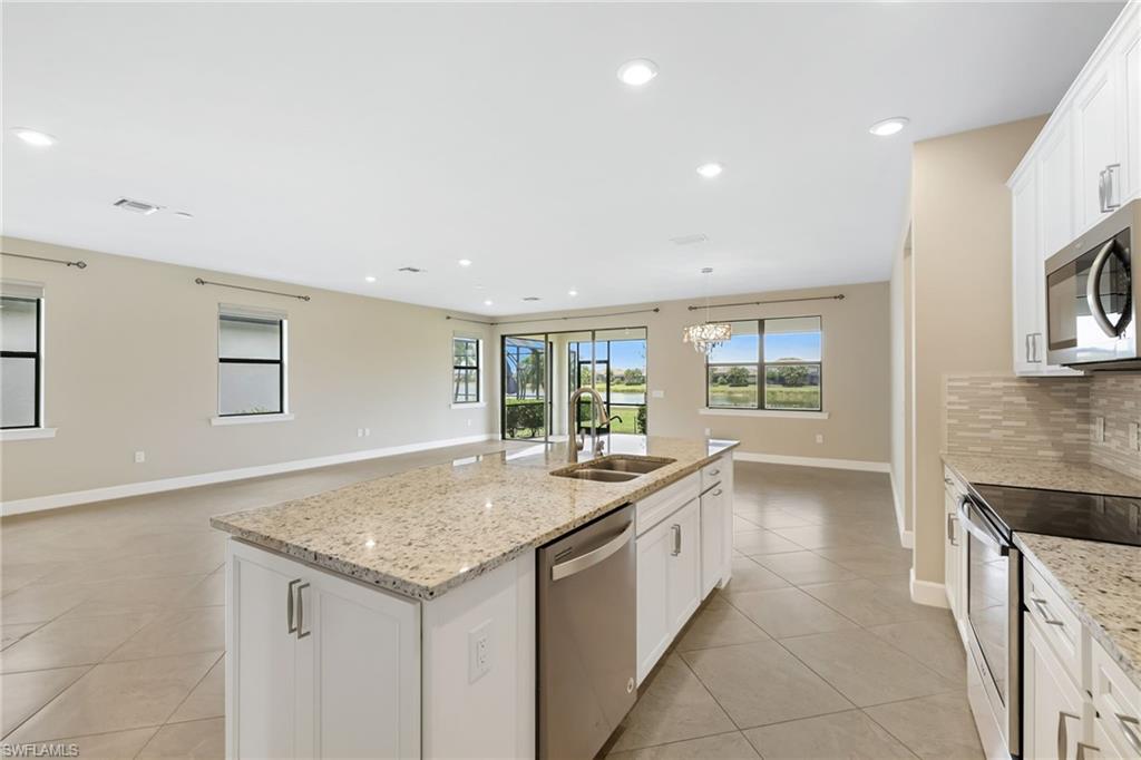 17021 Ashcomb Way Property Photo 6